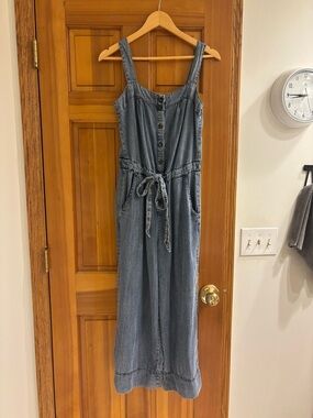 Easel brand chambray Denim Jumpsuit size small.